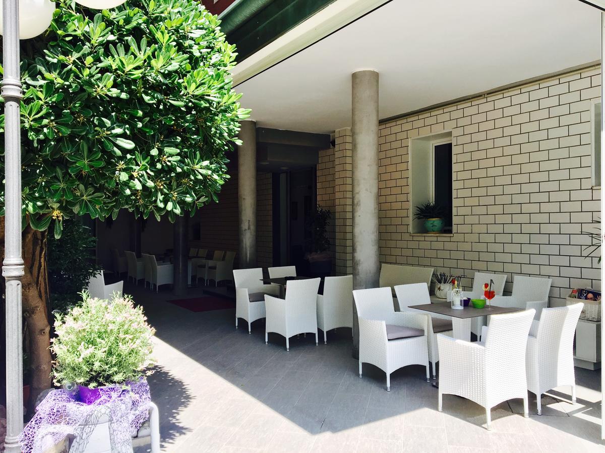 Hotel Della Motta Bellaria-Igea Marina Zewnętrze zdjęcie